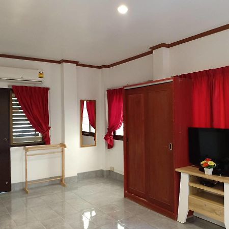 Albergue Kookkai House Patong Exterior foto