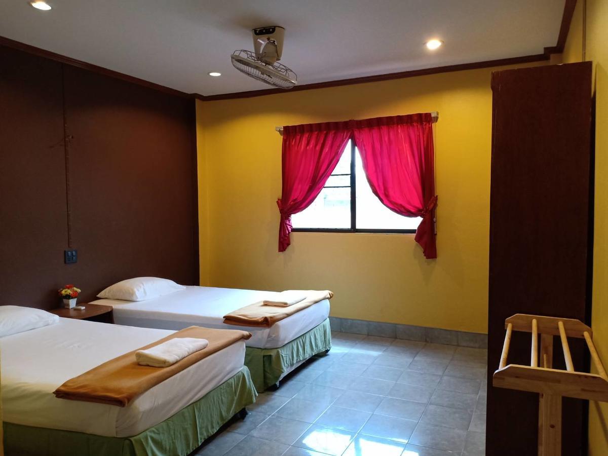 Albergue Kookkai House Patong Exterior foto